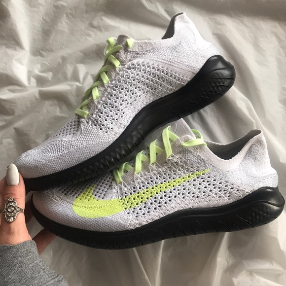 NWT Nike ID Custom Free RN Flyknit - Picture 3 of 8